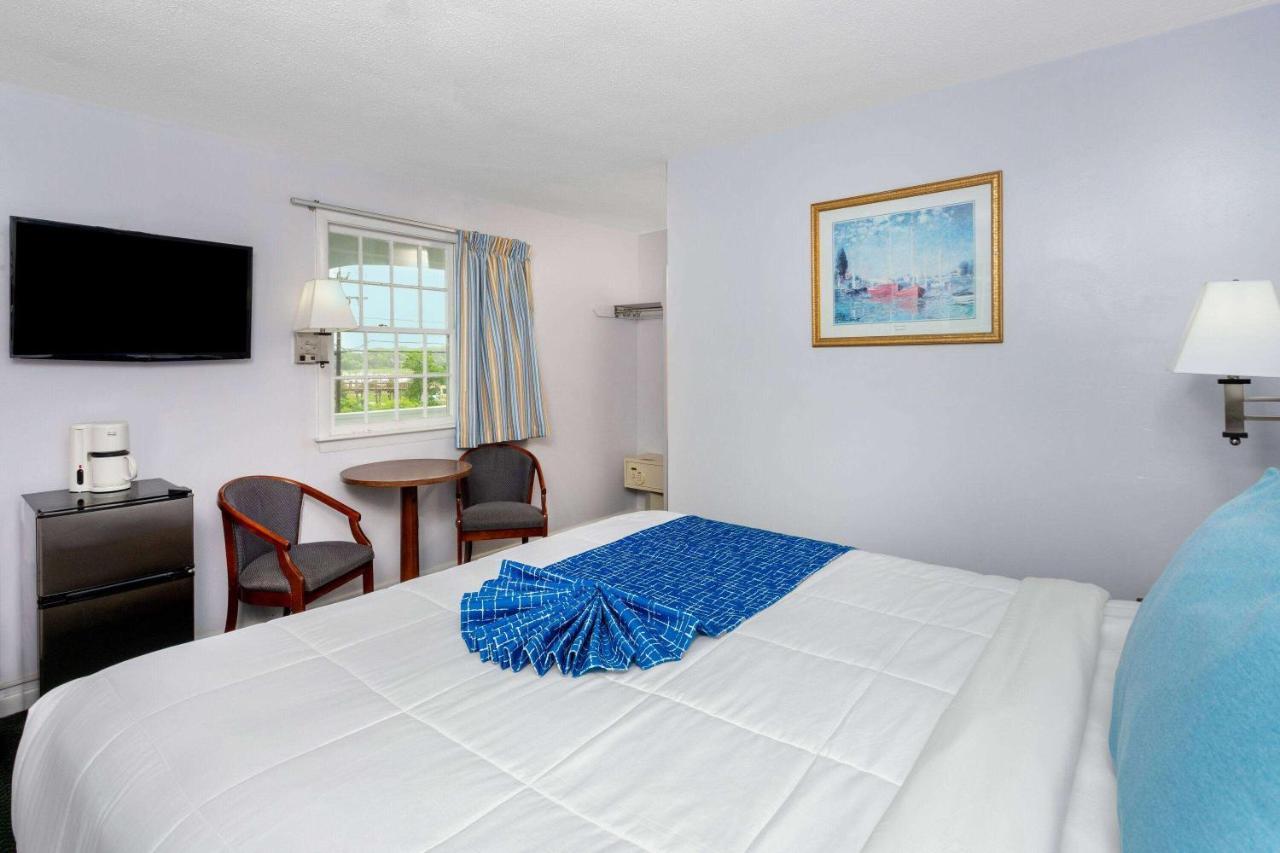 Travelodge By Wyndham Cape Cod Area West Dennis Exterior photo