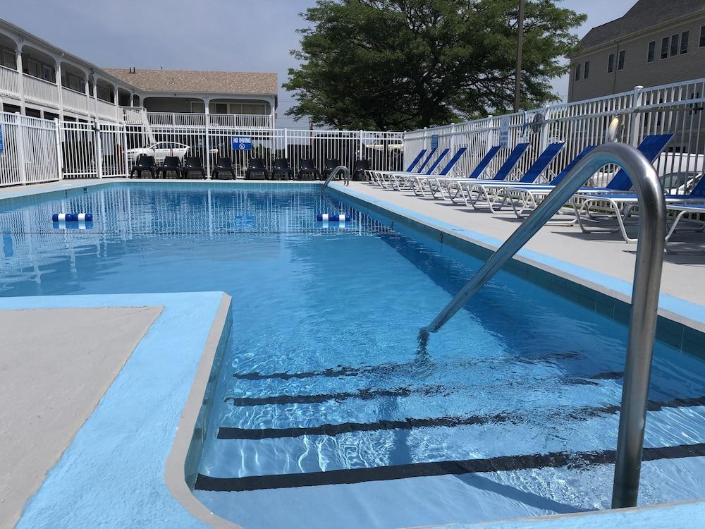 Travelodge By Wyndham Cape Cod Area West Dennis Exterior photo