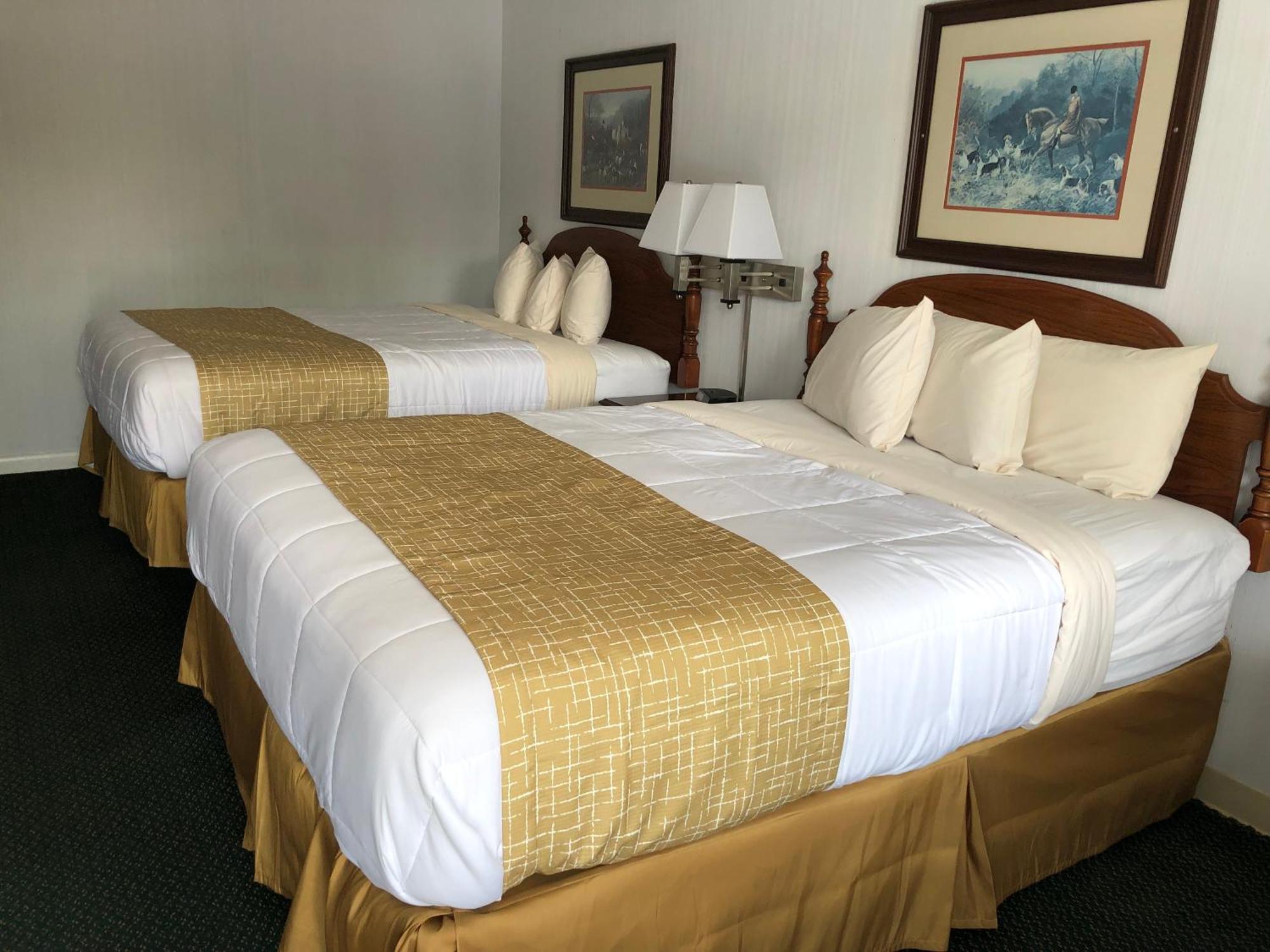 Travelodge By Wyndham Cape Cod Area West Dennis Room photo